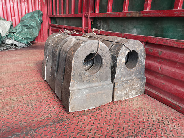 博尔塔拉蒙古自治州双金属复合锤头发货现场
