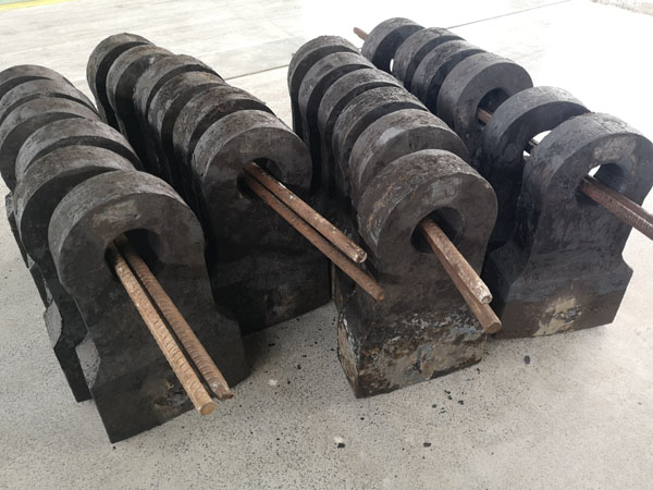 博尔塔拉蒙古自治州锤头配件生产现场