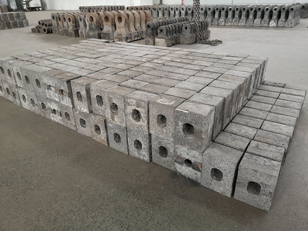 海北藏族自治州双金属复合锤头生产现场