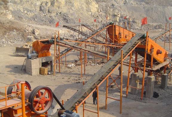 威海市坤惠破碎机锤头在砂石生产线应用